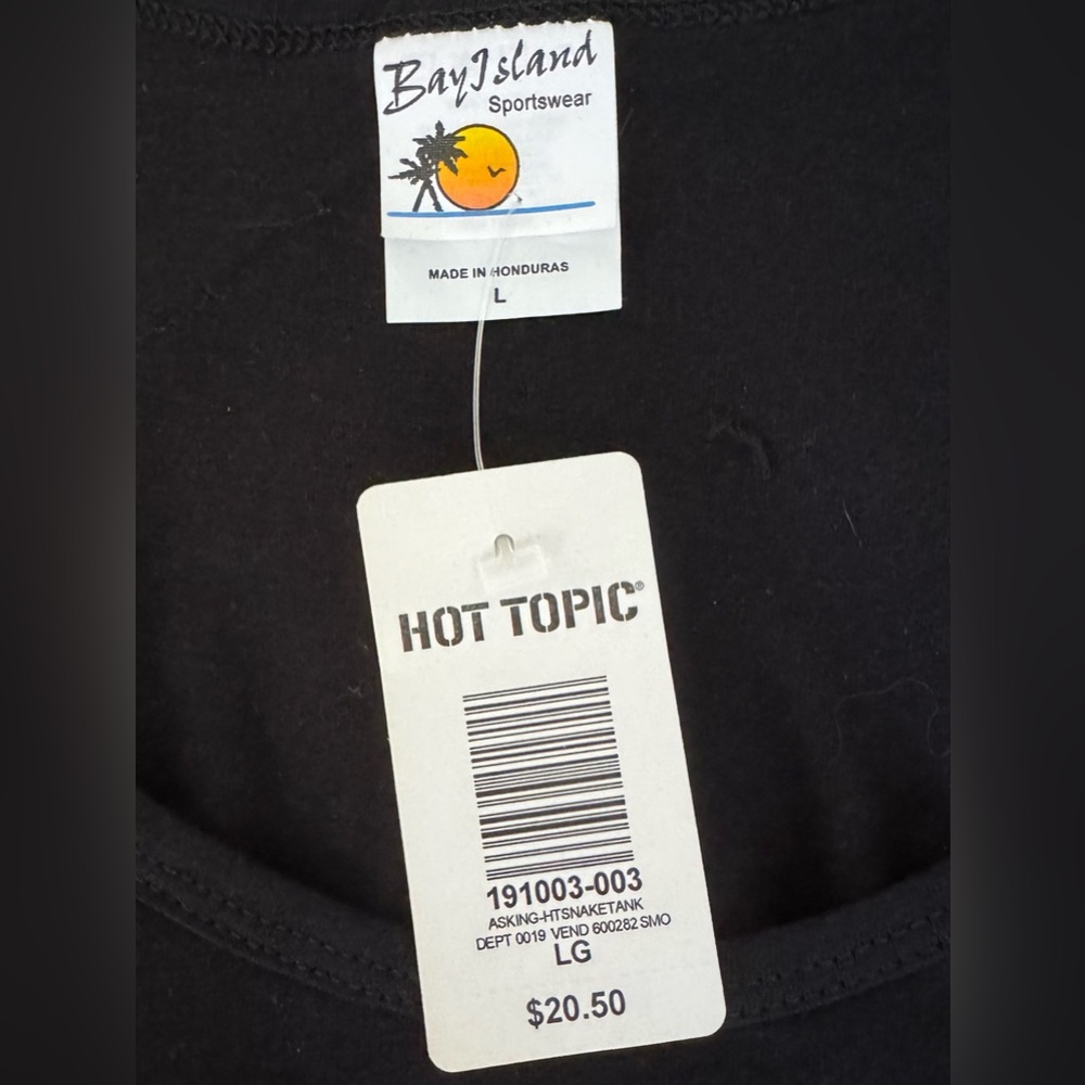 Hot Topic Black Reptile Graphic Tank - Picture 3 of 3